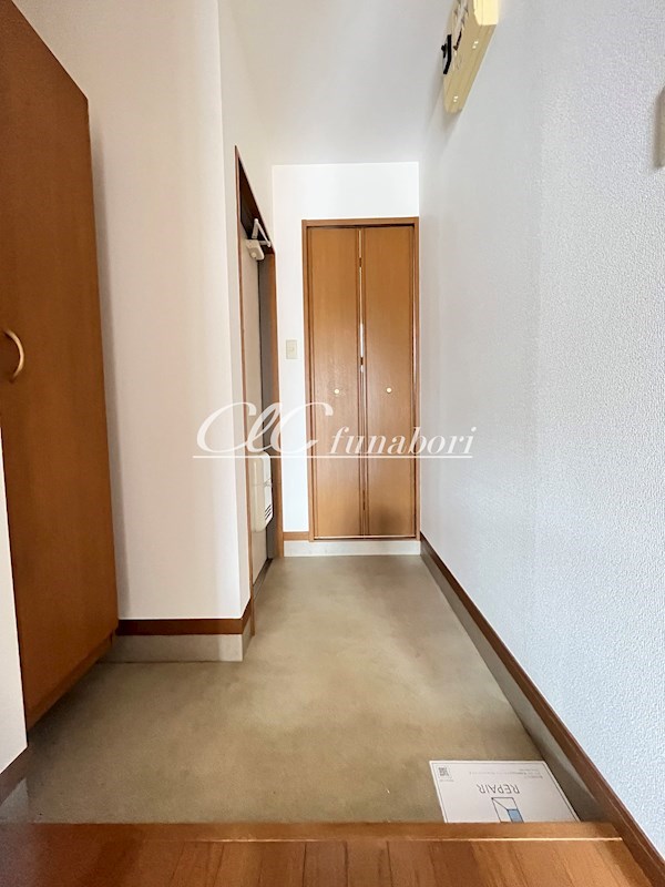 Gアバンティ 玄関