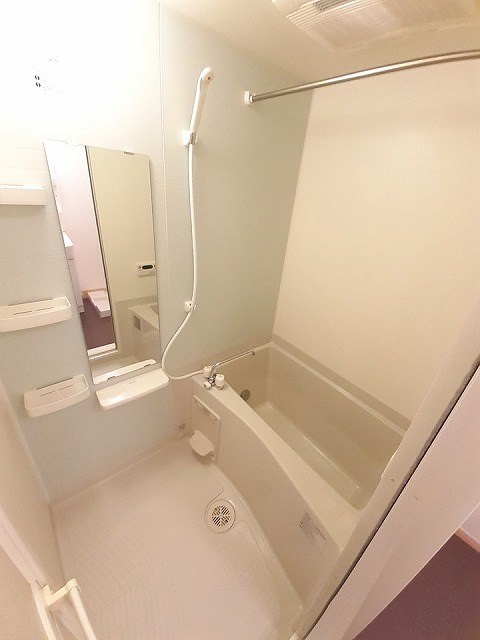 シテセレスト東砂      風呂画像