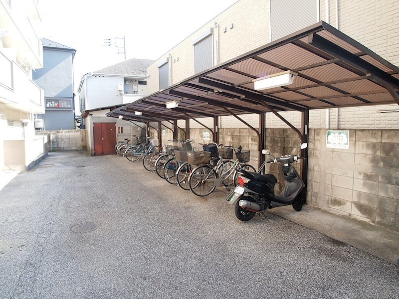 コートアオイ その他10