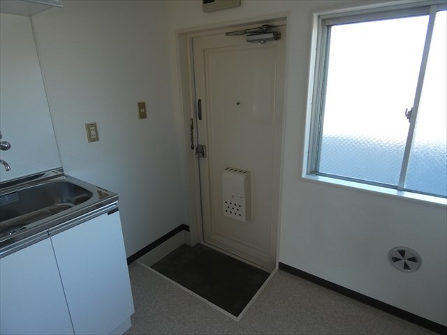 吉野ハイツ 玄関