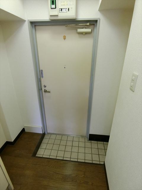 ソアールエノモト 玄関