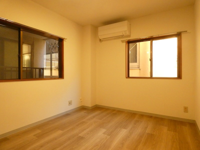 三友ビル ベッドルーム