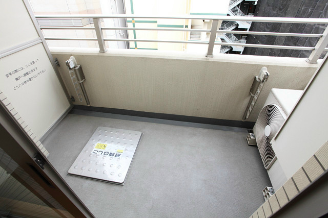 日本橋ファーストレジデンス  ベランダ