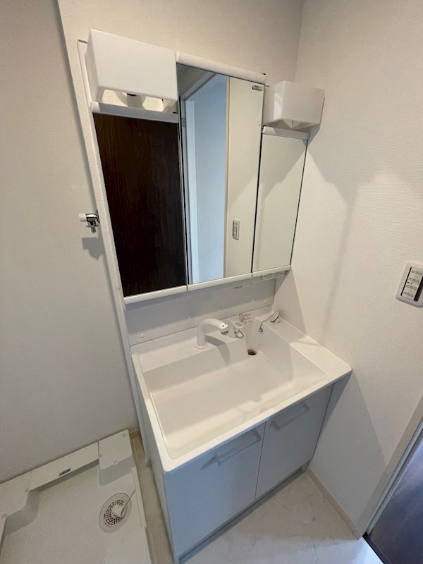 Bonnie Alba その他3