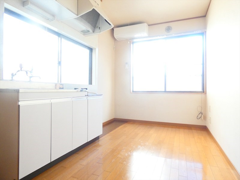 ジュネス白鳥 リビング