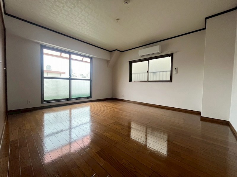 小野ビル ベッドルーム