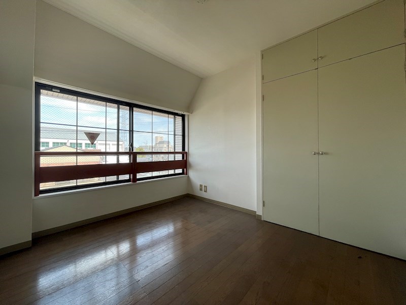 ロワイヤル東井堀12 ベッドルーム