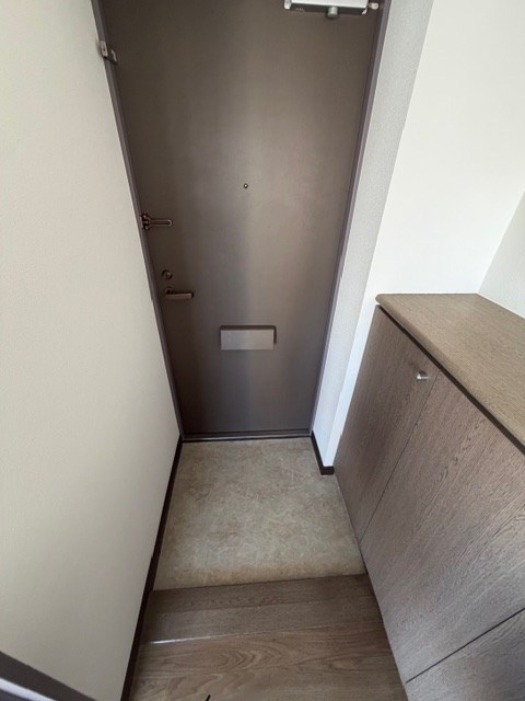 レクノスⅠ 玄関