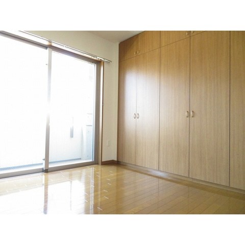 キャルム浅草 ベッドルーム