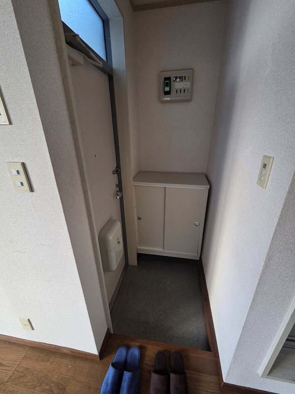 サニーハイツ   玄関