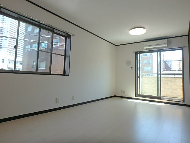 メルヴェーユハウスⅡ  リビング