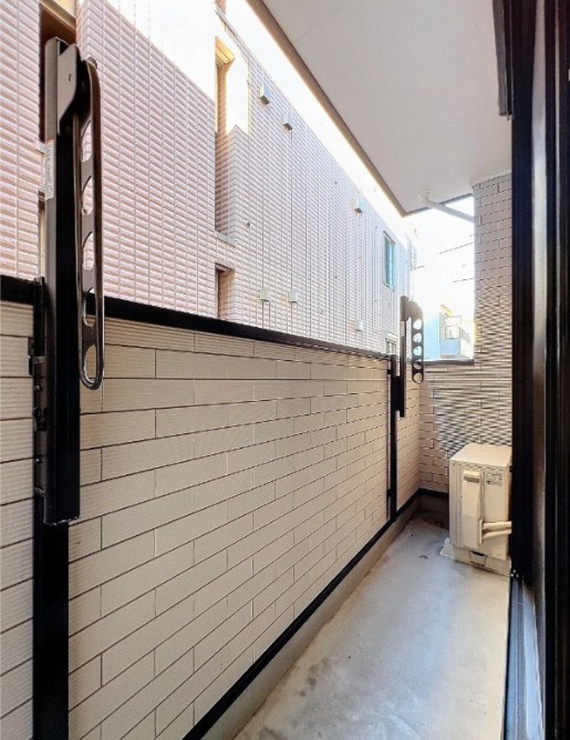 Bristol ベランダ