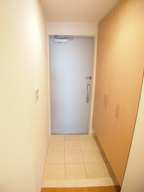 マークスタワー 玄関