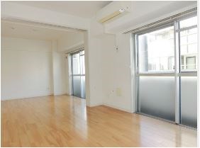 ハイツ川原 リビング