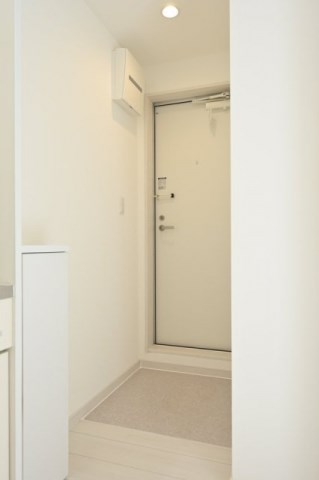 ラクシス田端 玄関