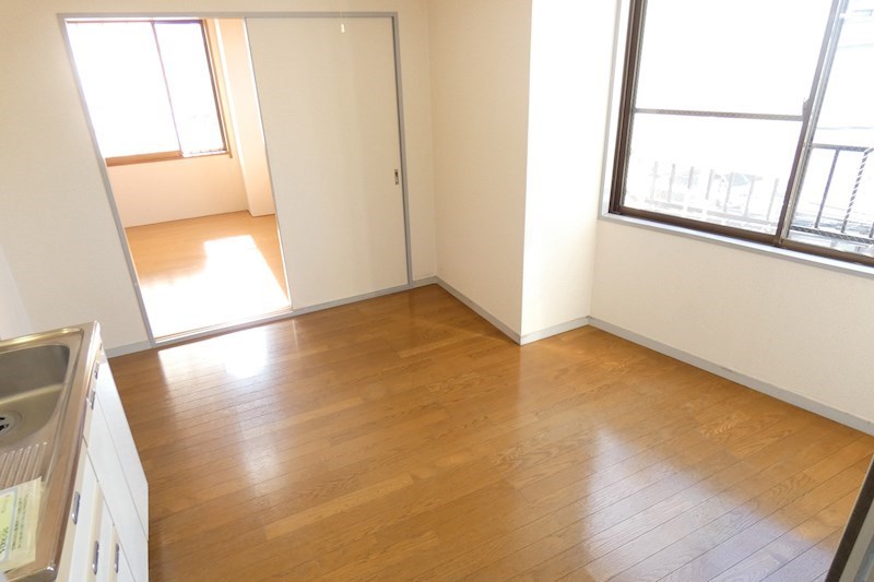 コーポマルハチ ベッドルーム