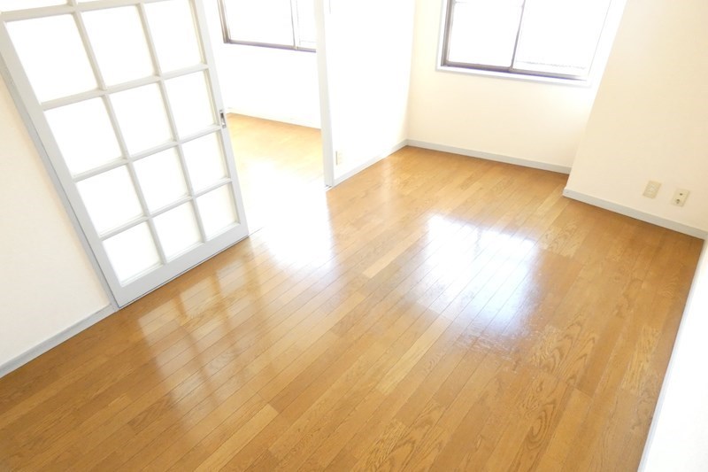 コーポマルハチ リビング