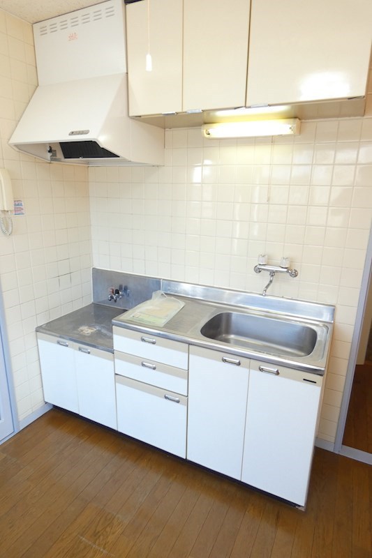 コーポマルハチ キッチン