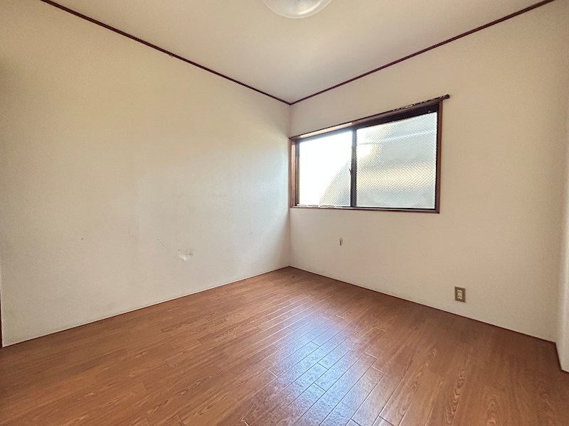 岩井マンション ベッドルーム