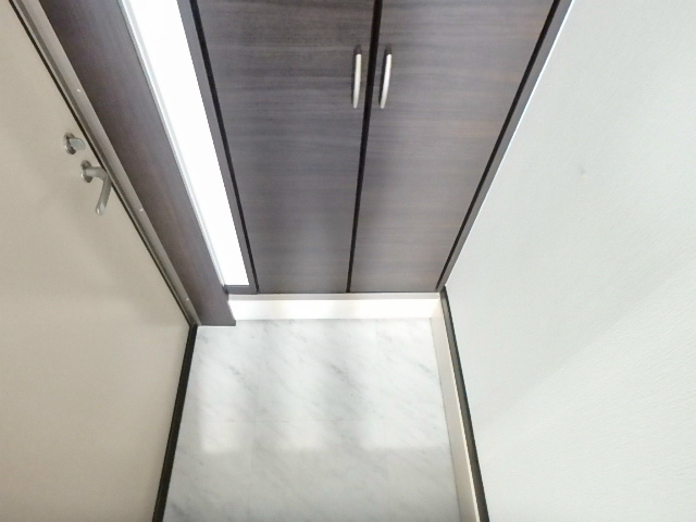 メルヴェーユハウスⅡ  玄関