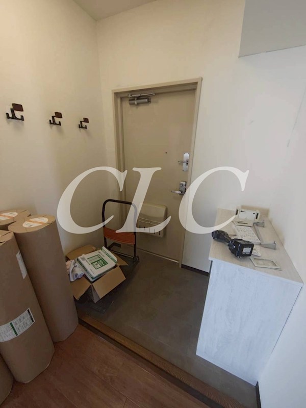 カストール三ノ輪    玄関