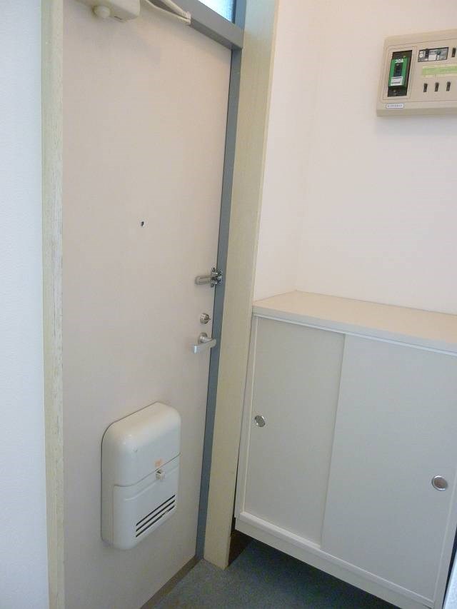 サニーハイツ   玄関