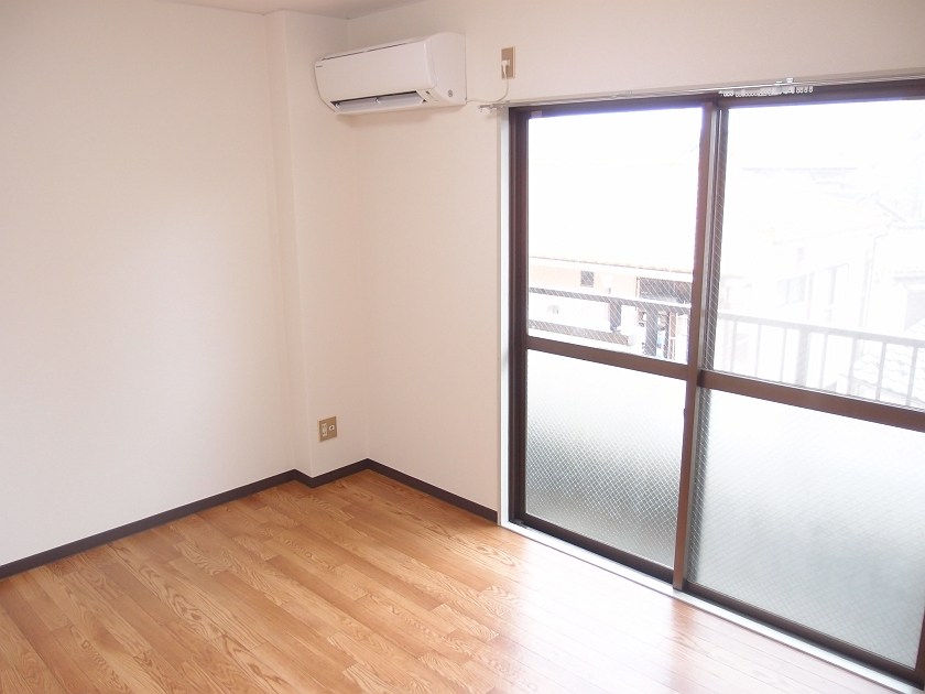 セントラルメゾン リビング