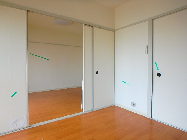 メゾン神谷 ベッドルーム