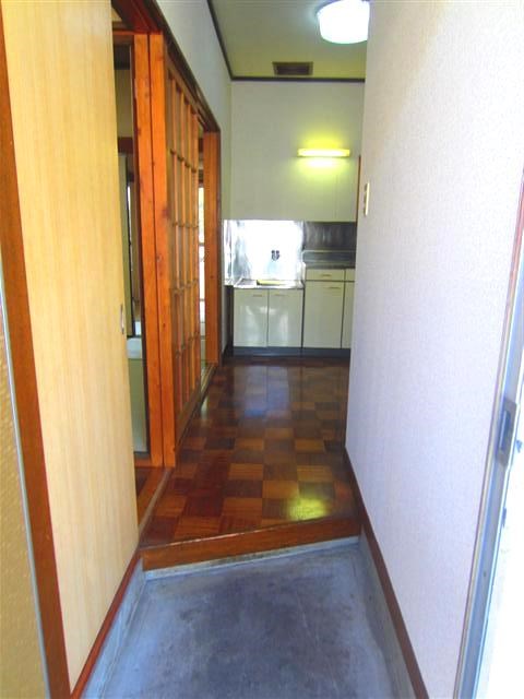 大栄コーポ 玄関