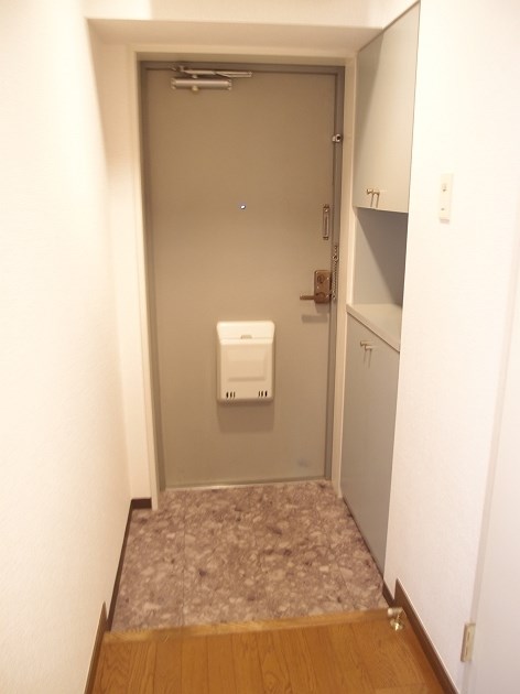 ルミエール 玄関