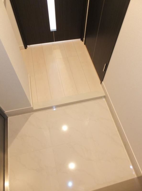 ユリカロゼ飛鳥山公園 玄関