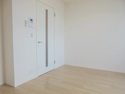 リブリ・First   ベッドルーム