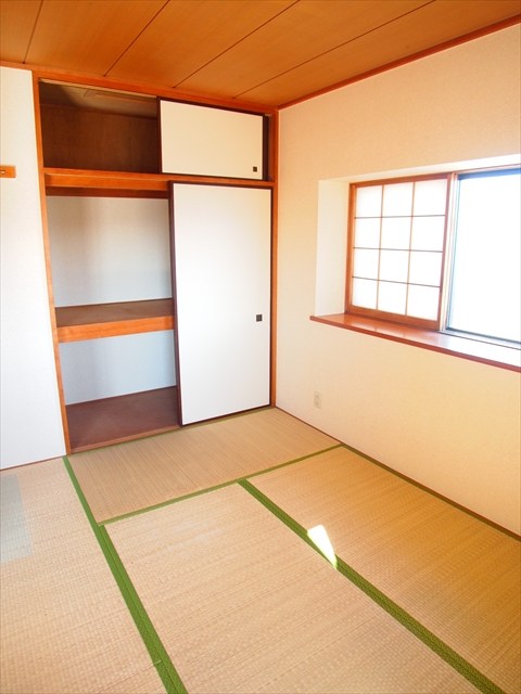 メゾンクレールＢ棟 ベッドルーム