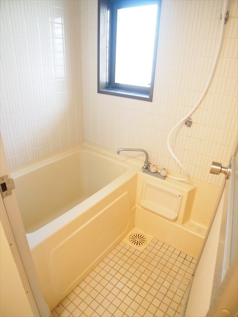 メゾンクレールＢ棟 風呂画像