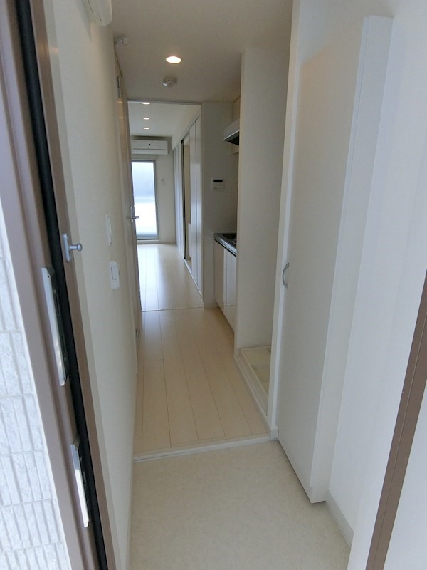 リブリ・グランプレジール 玄関