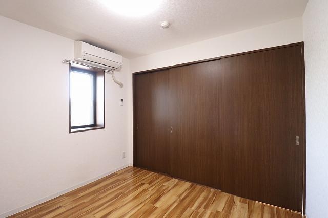 サンセゾンⅠ ベッドルーム