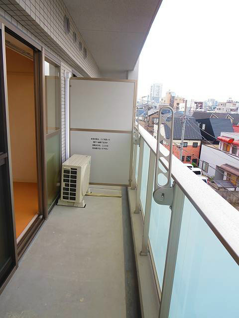 コントレイル（CONTRAIL） ベランダ