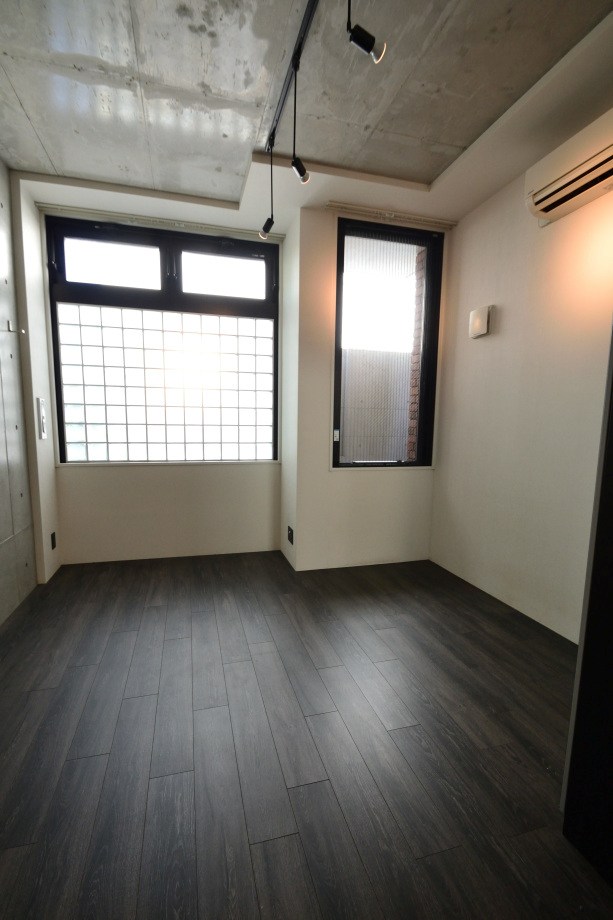 ALERO Yushima-North リビング