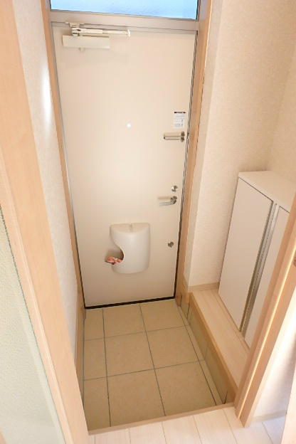 メゾン・ケイ 玄関