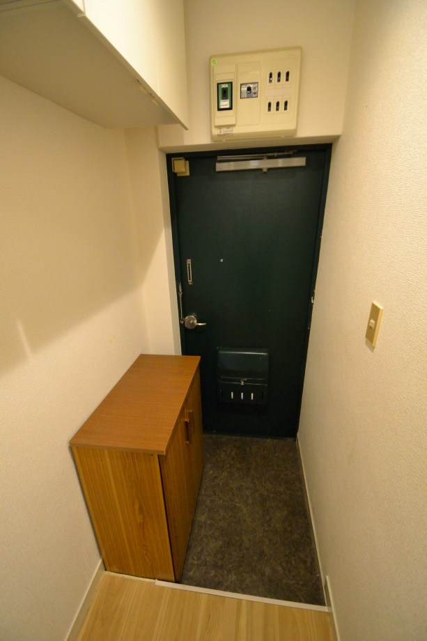 メゾン世田谷 玄関