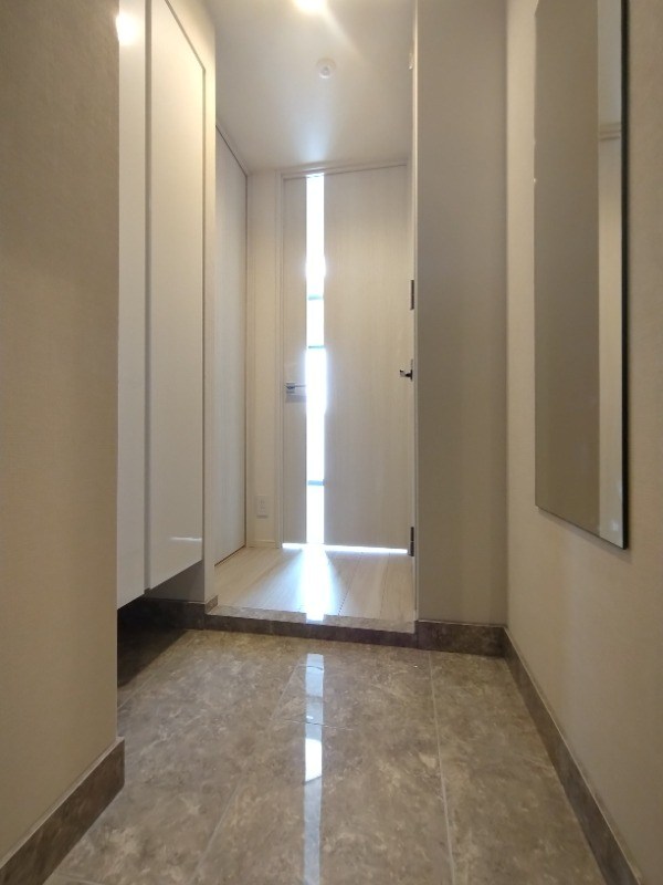 クレイシアIDZ王子アーバンヒルズ 玄関