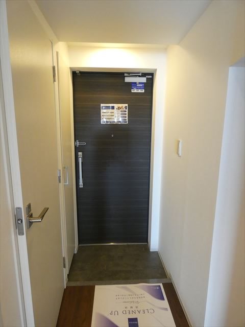 レジディア亀戸  玄関