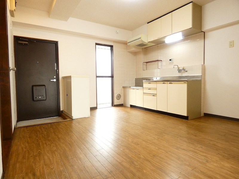 クイーンハイツ リビング