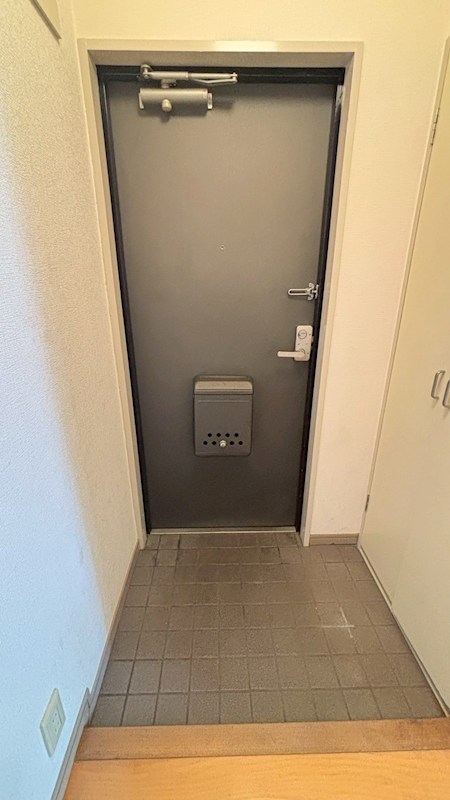 レジデンスオークⅡ 玄関