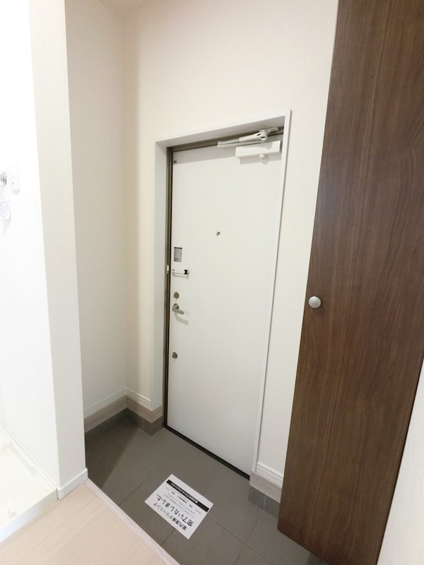 グリシーナ新小岩 玄関