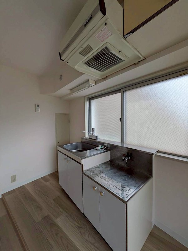 ベルゾーネ千住 キッチン