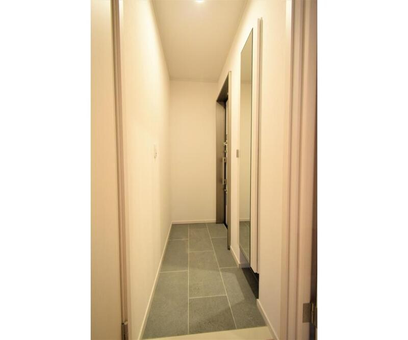 フォレストメゾン六義園 玄関