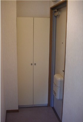 第２コーポファミーユ 玄関