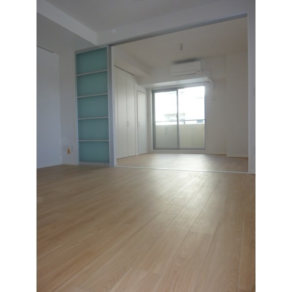 BRIGHT STAGE ベッドルーム