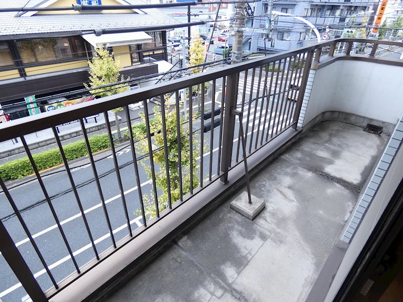 ロイヤルパール   ベランダ